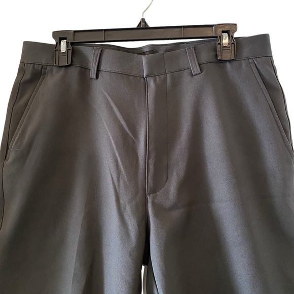 OOBE men's size 32 Gray flat front stretch pockets golfing athletic summer short - Picture 2 of 6